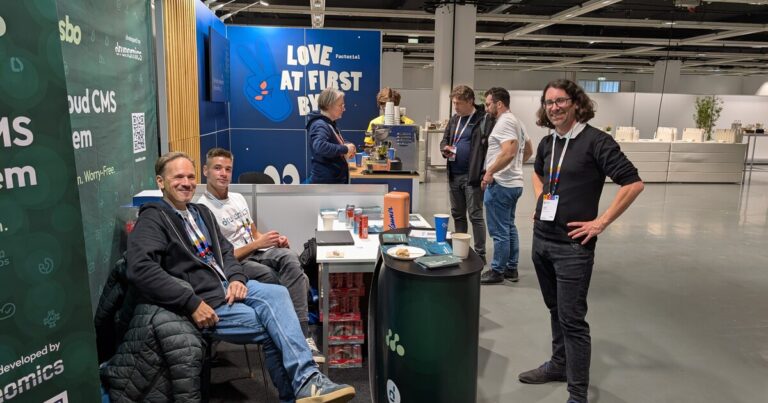 drunomics: Through the (DrupalCon) Looking Glass