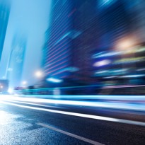 The Flexibility Mandate: Balancing Cloud Innovation with On-Premise Security in Enterprise IT